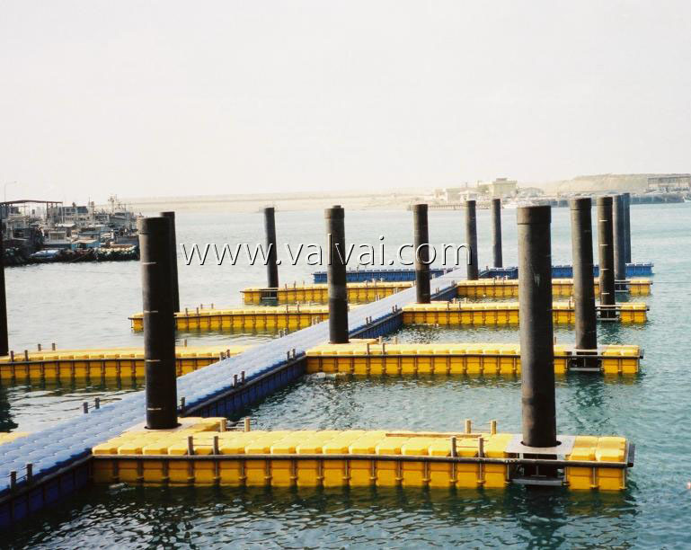 floating dock